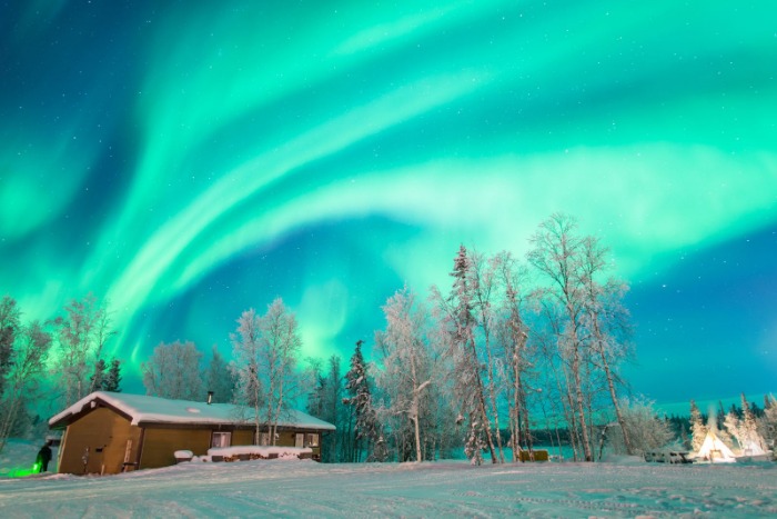 亚冬会闭幕,式阵容公布,人民日报客,香港赛马会,香港马会,赛马赛事,马术资讯
